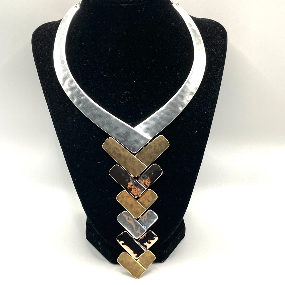 RLM SoHo Robert Lee Morris Tri Tone Modernist Collar Necklace NWT
